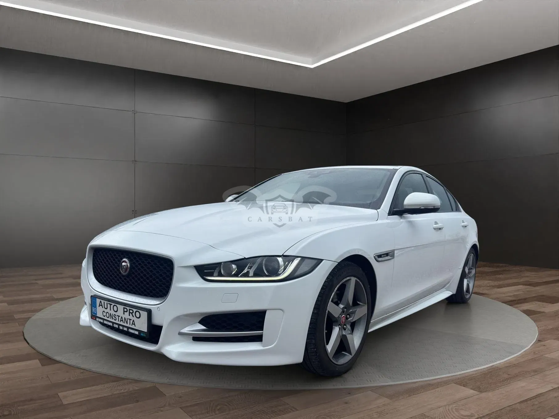 Jaguar XE 2.0 R-Sport 2015