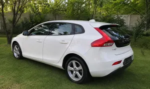 Volvo V40 II [2012 - Prezent] D2 Momentum 2016