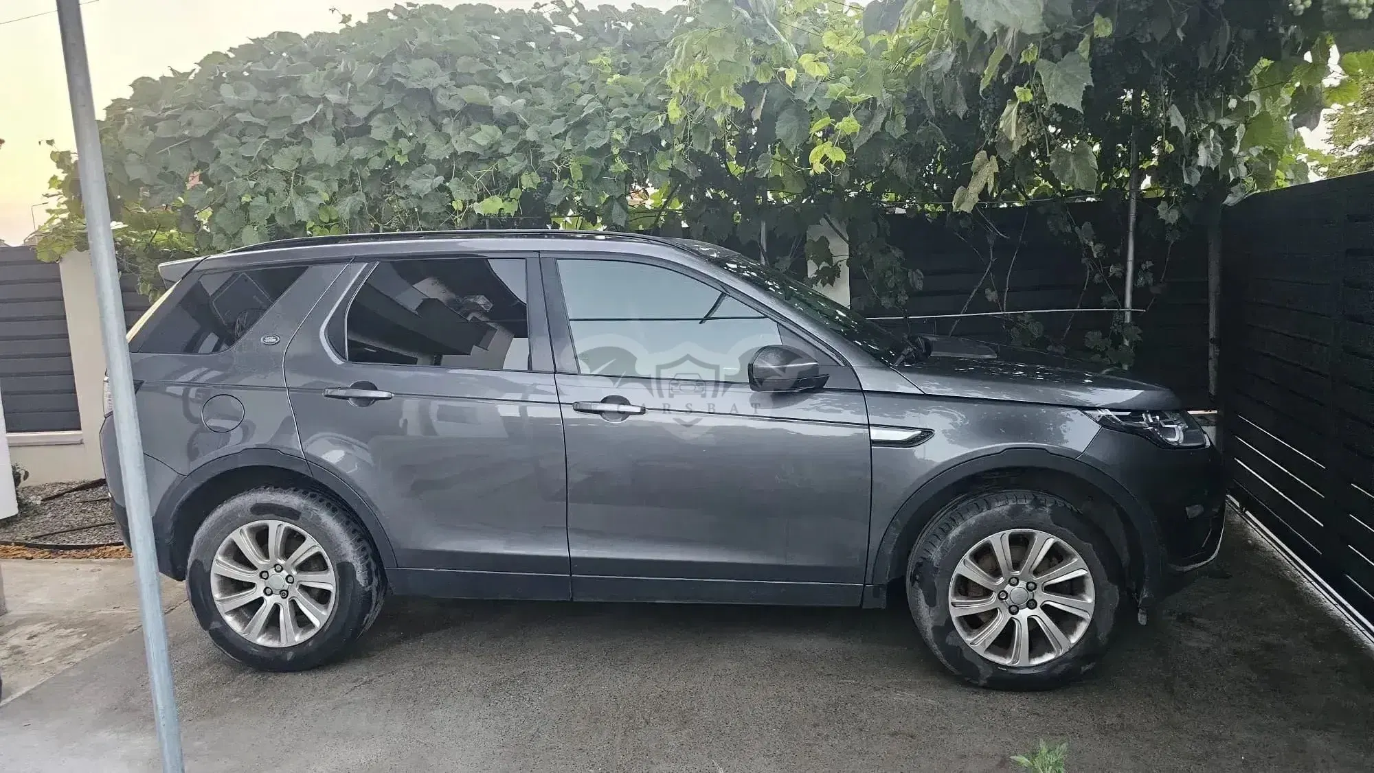 Land Rover Discovery Sport 2015