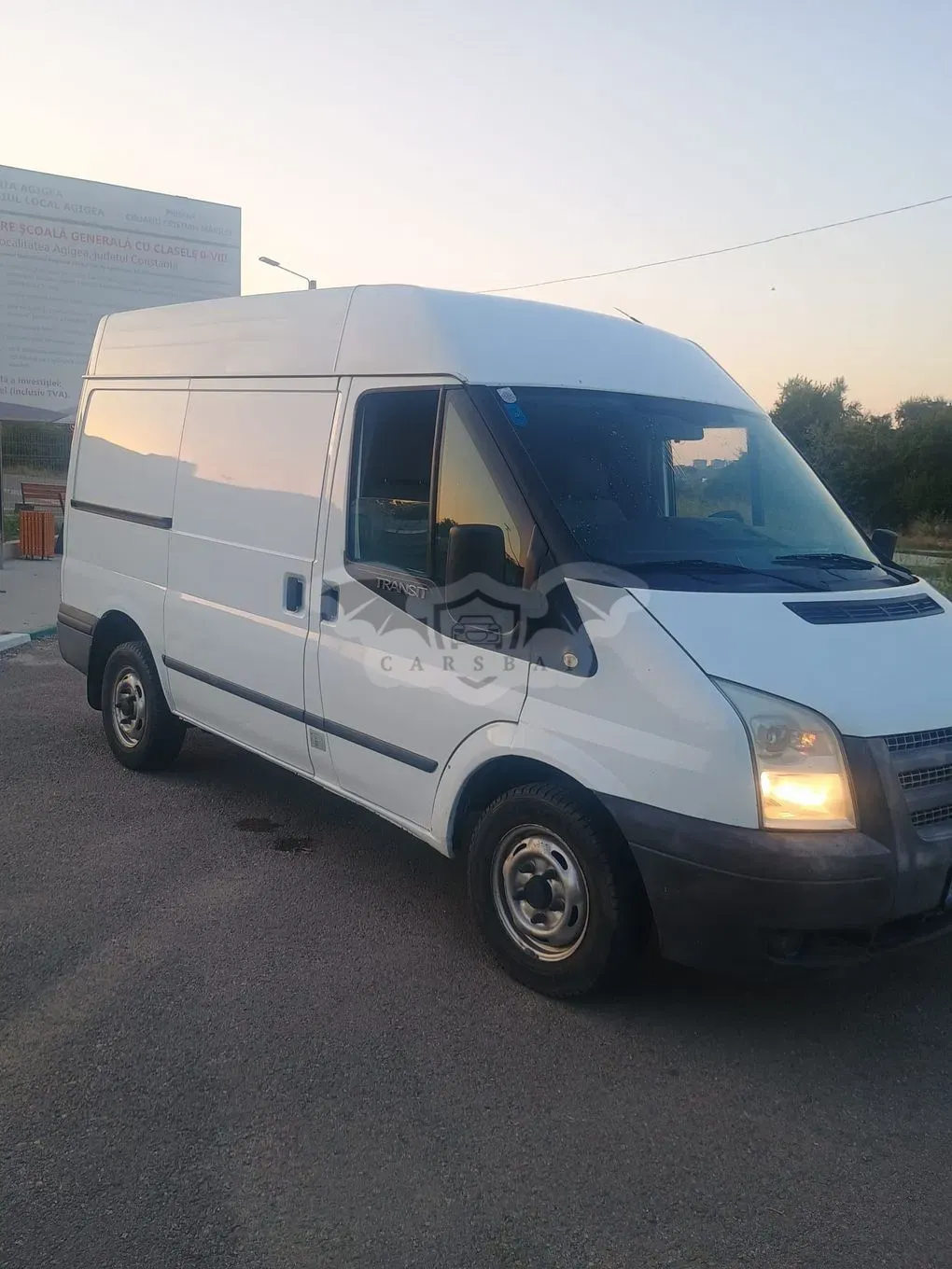 Ford Transit LWB Kombi Ambiente 2012