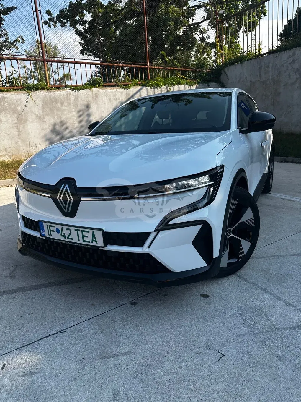 Renault Megane EV40 standard charge equilibre 2023