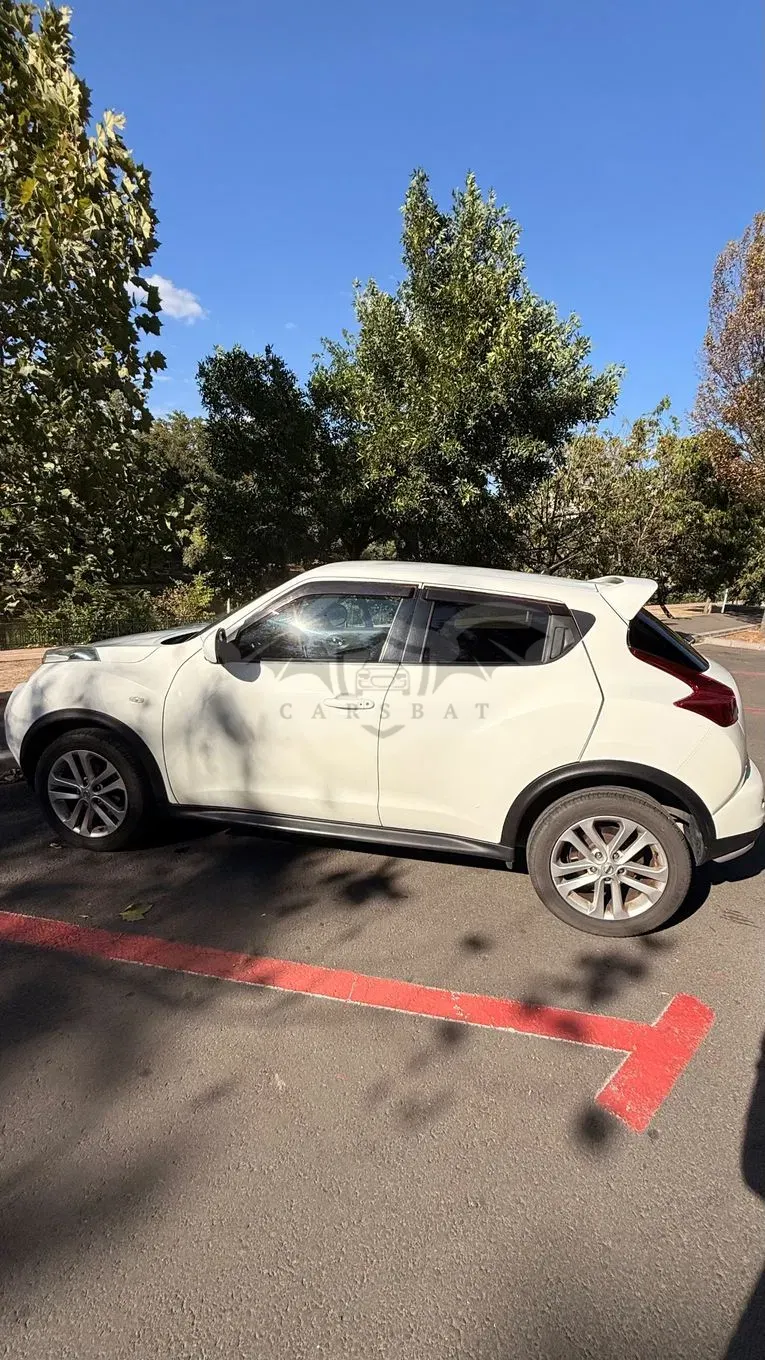 Nissan Juke I [2010 - 2019] 1.6 CVT Tekna 2011