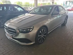 Mercedes-Benz E 300 9G-TRONIC Exclusive 2022