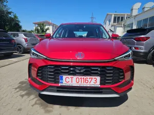 MG ZS 2025