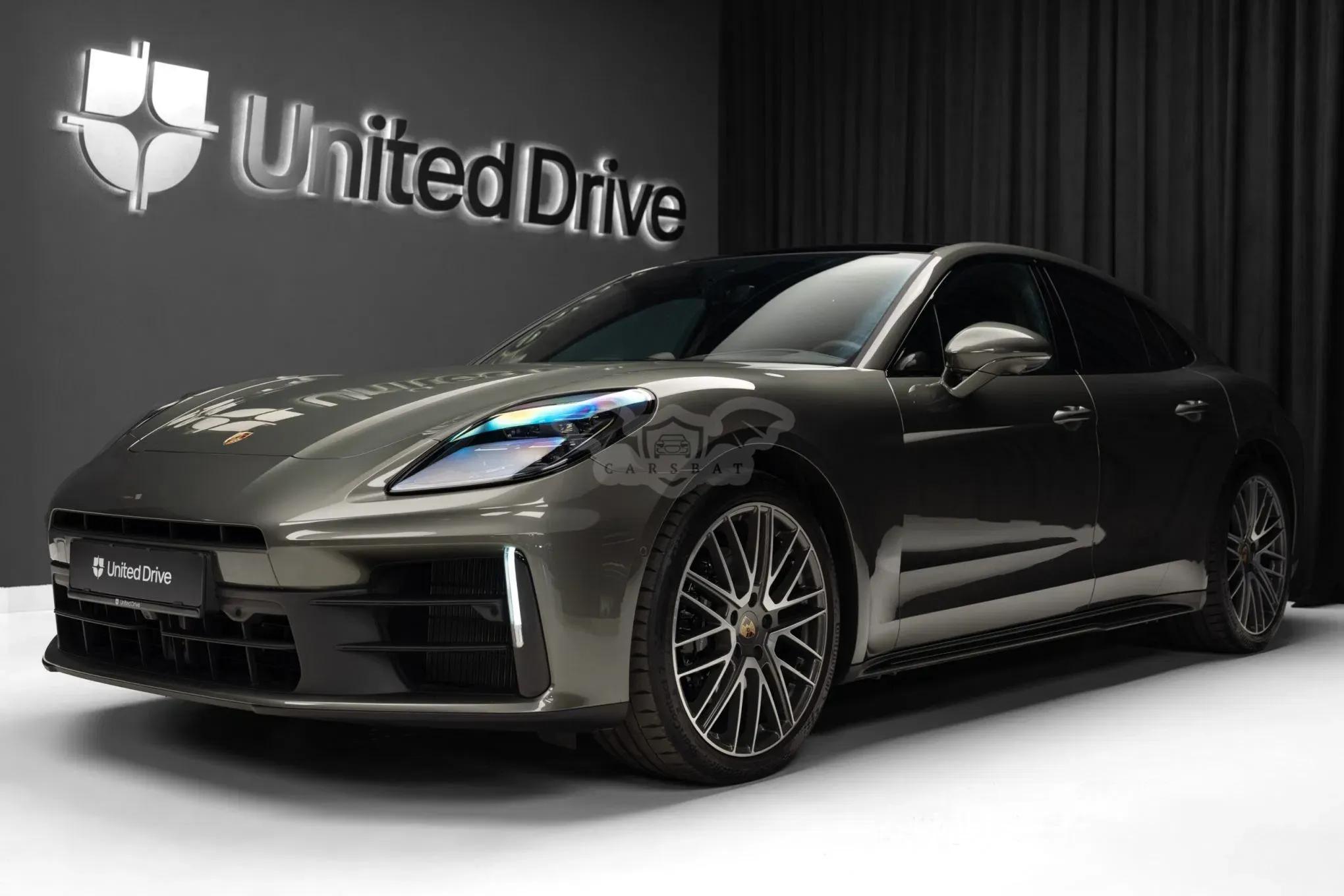Porsche Panamera 4 2024