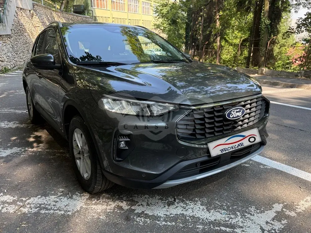 Ford Kuga 2.5 Duratec AWD FHEV Titanium 2024
