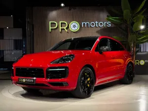 Porsche Cayenne 2022
