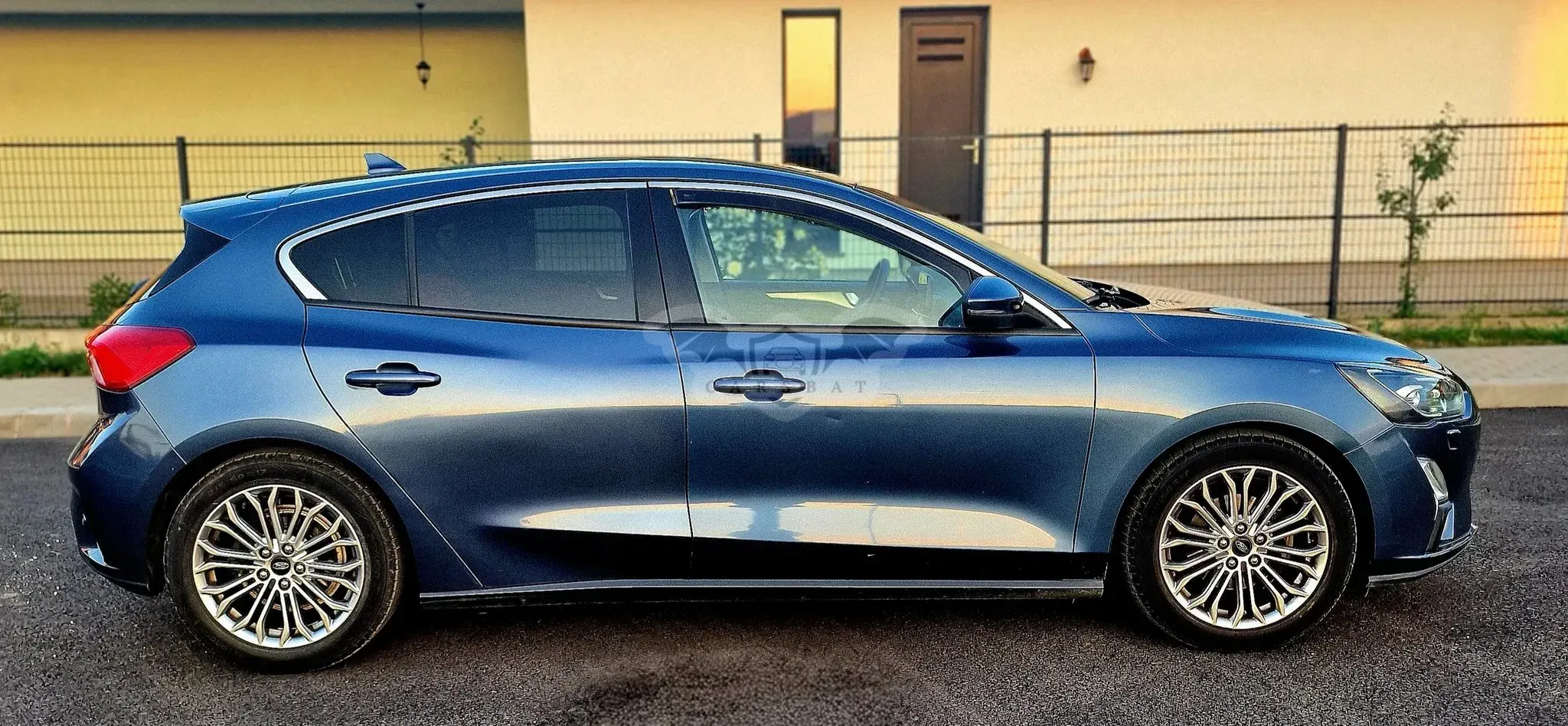 Ford Focus IV [2018 - Prezent] 1.0 EcoBoost Titanium Business 2019