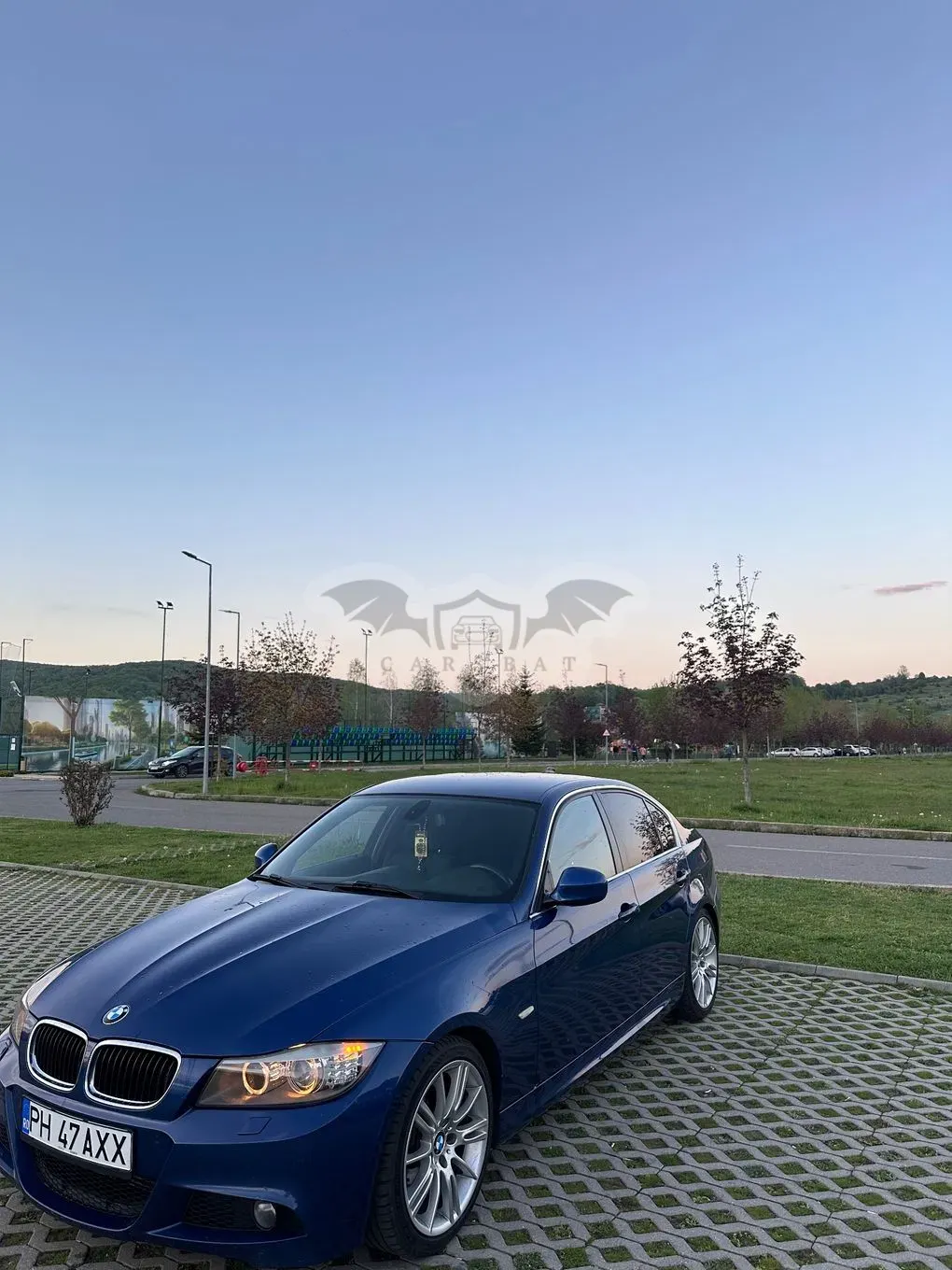 BMW 3 Series E90/E91/E92/E93 [2005 - 2013] 320d 2010