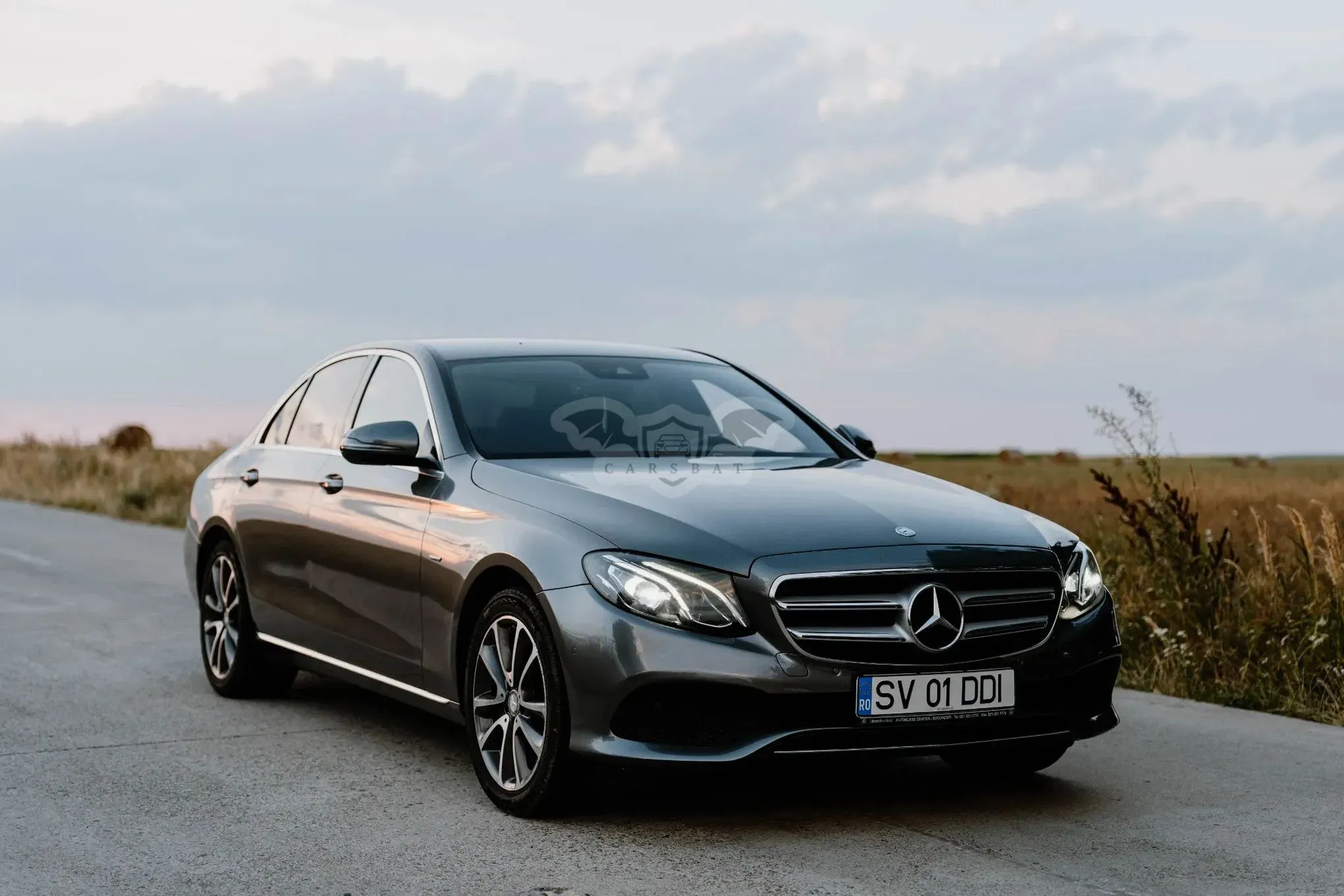 Mercedes-Benz E W213 [2016 - 2023] 350e 9G-TRONIC Avantgarde 2016