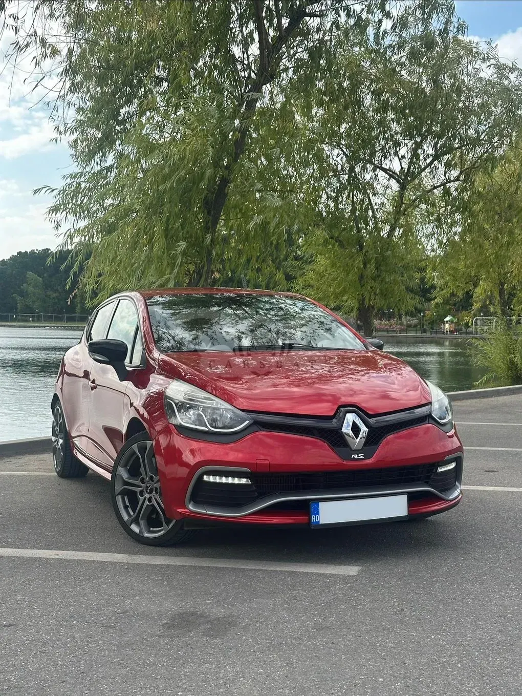 Renault Clio IV [2012 - 2019 1.6 Turbo R.S. EDC Sport 2013