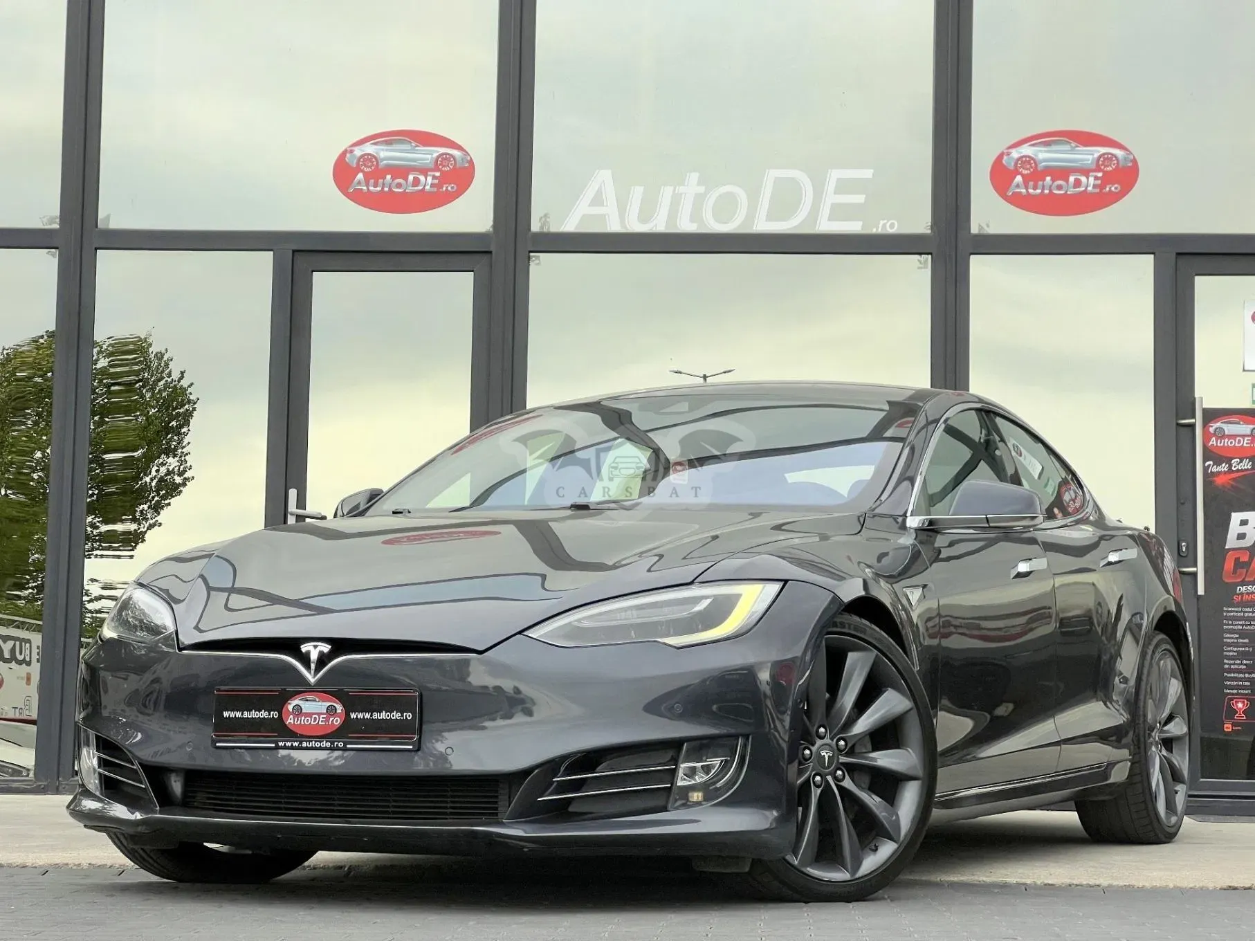 Tesla Model S 2016