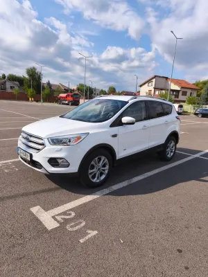 Ford Kuga II [2012 - 2019] 2.0 TDCi 4x4 Aut. Titanium 2016