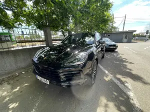 Porsche Cayenne S 2021