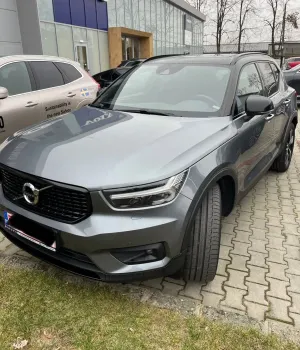 Volvo XC40 D4 AWD R-Design 2019