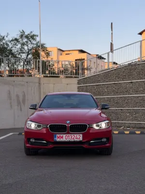 BMW 3 Series F30/F31/F34 [2011 - 2019] 320d Aut. Sport Line 2013