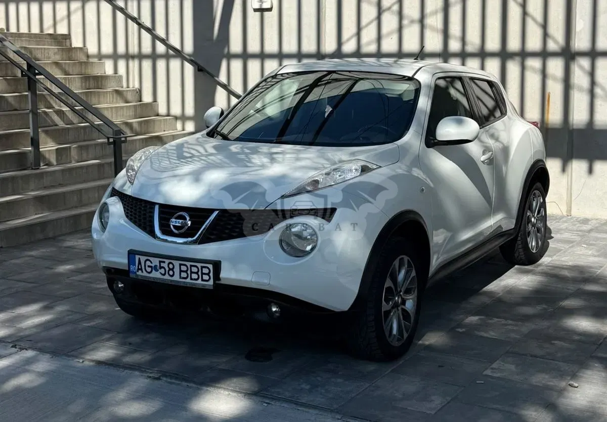 Nissan Juke I [2010 - 2019] 1.6L n-tec 2014