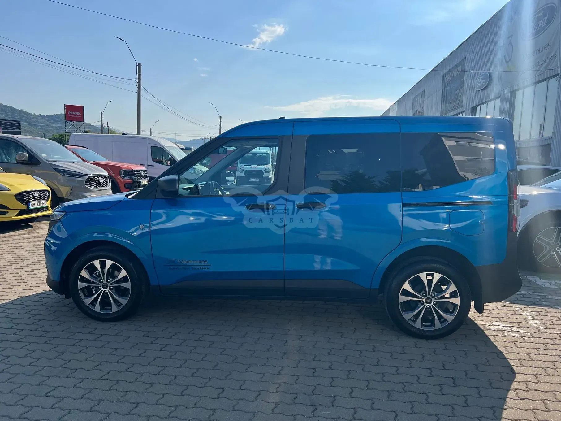 Ford Tourneo Courier 1.0 EcoBoost M6 Trend 2026