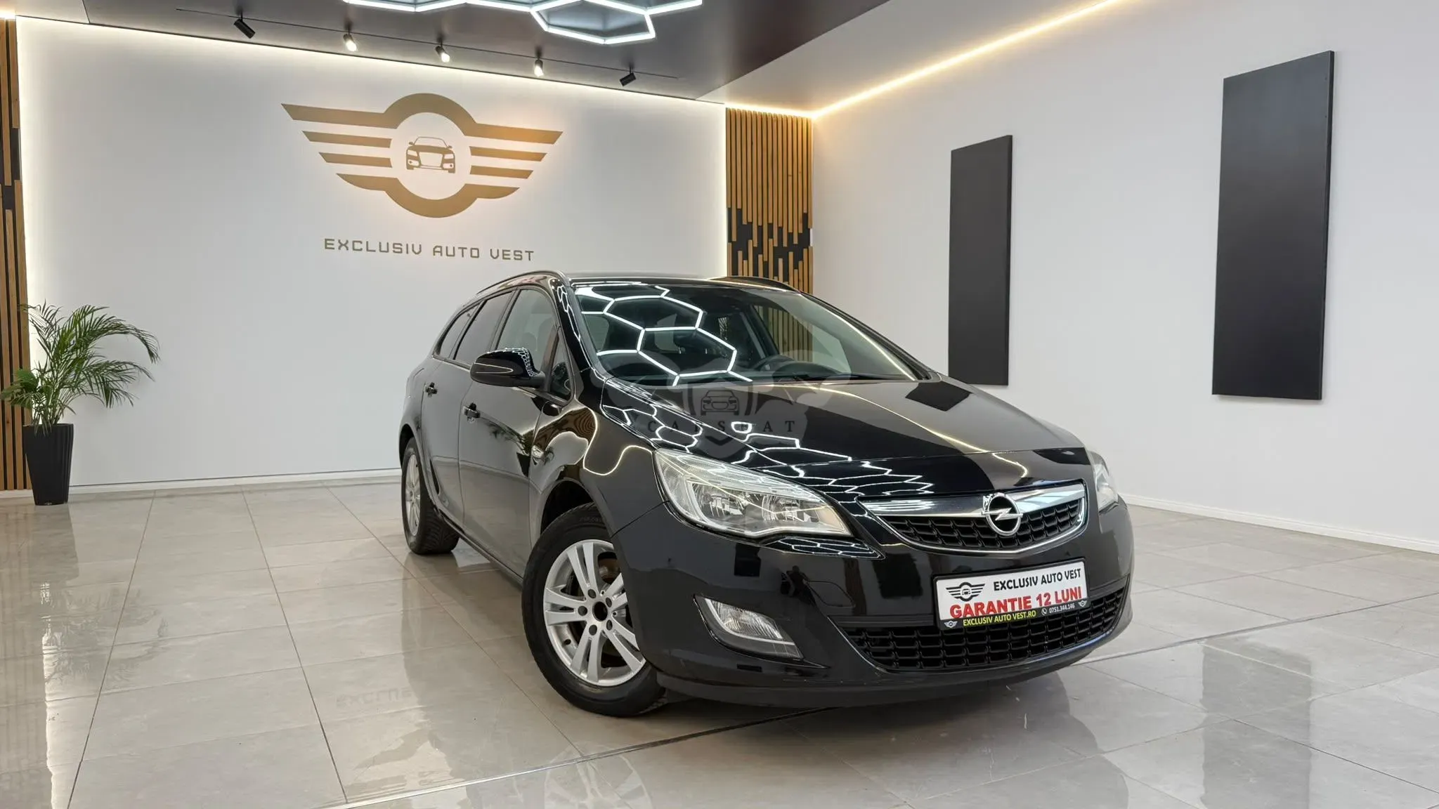 Opel Astra J [2009 - 2018] 2010