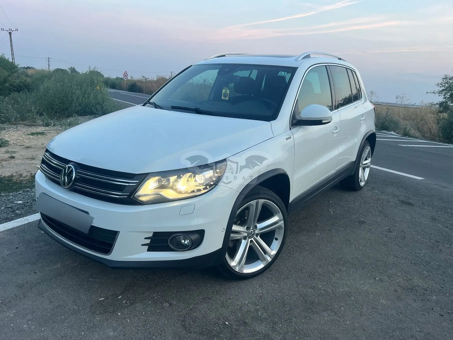 Volkswagen Tiguan 2.0 TDI SCR 4MOTION BlueMotion Technology DSG Lounge Sport & Style 2016