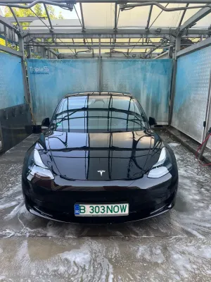 Tesla Model 3 RWD 2023