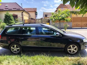 Volkswagen Passat 1.6 TDI DPF BlueMotion 2010