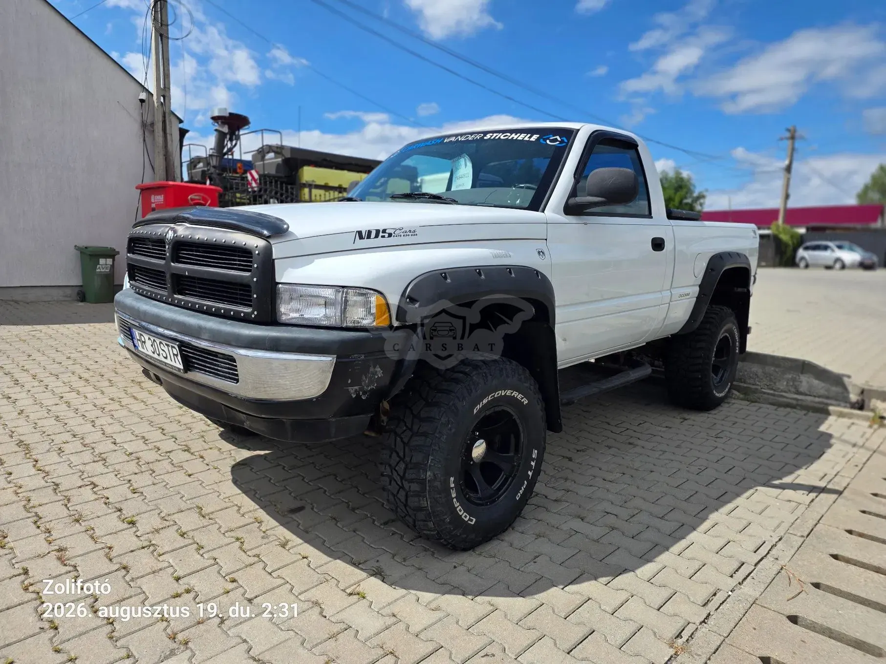 Dodge RAM 2000