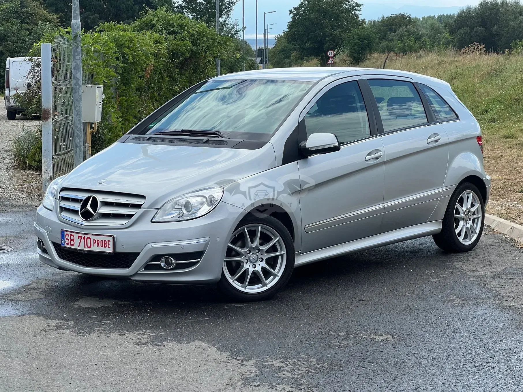 Mercedes-benz B 180 2010