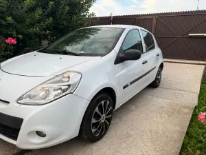 Renault Clio 1.2 Life 2011