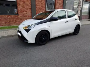 Toyota Aygo II [2014 - 2021] 1.0 X - clusiv 2019