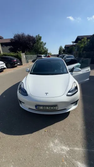 Tesla Model 3 RWD 2023