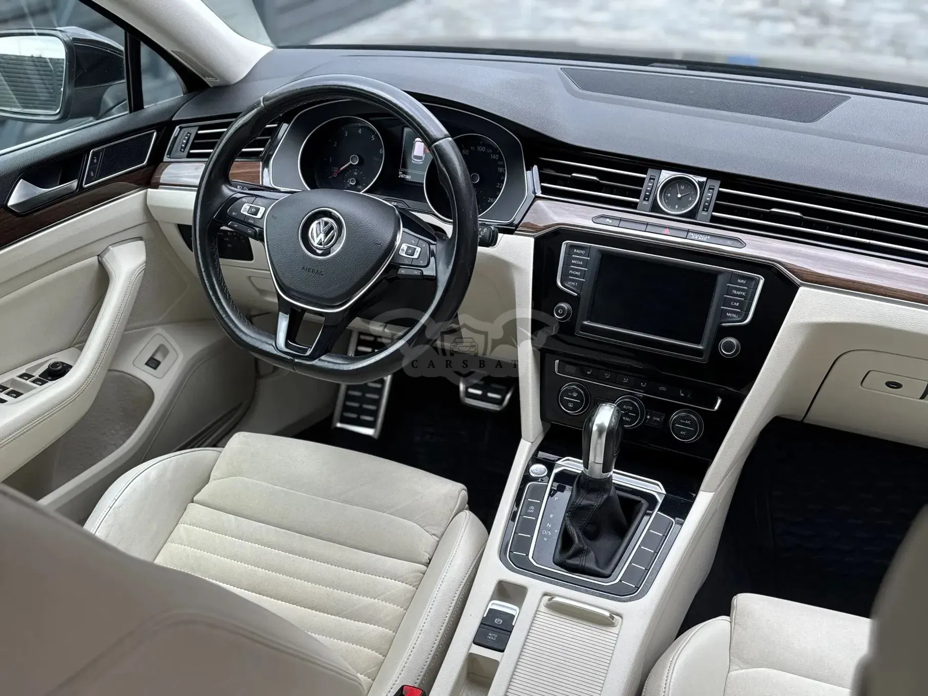 Volkswagen Passat B8 [2014 - Prezent] 1.4 TSI ACT DSG R Executive 2015