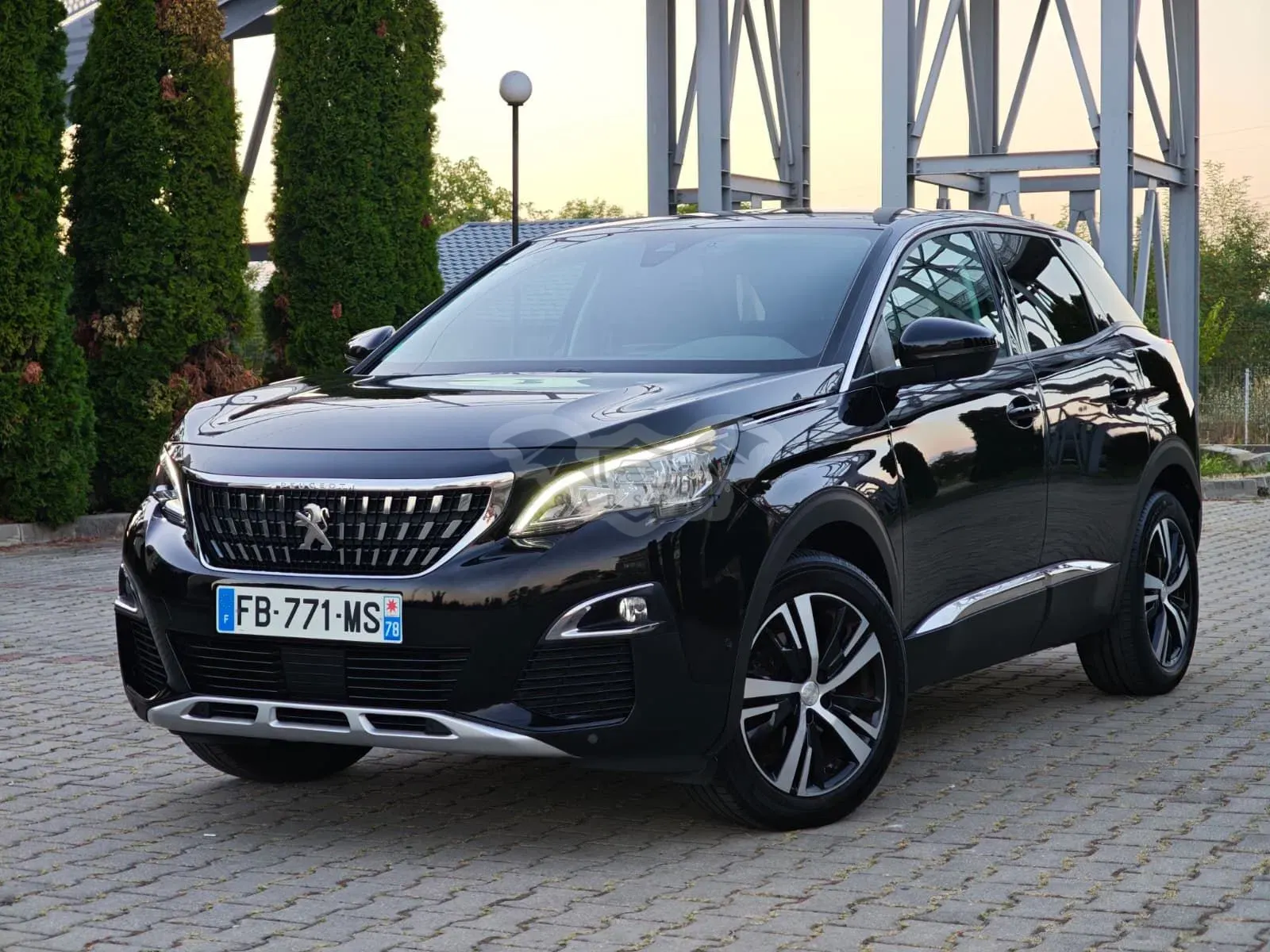 Peugeot 3008 II [2016 - Prezent] 1.2 PureTech Turbo S&S Allure 2018