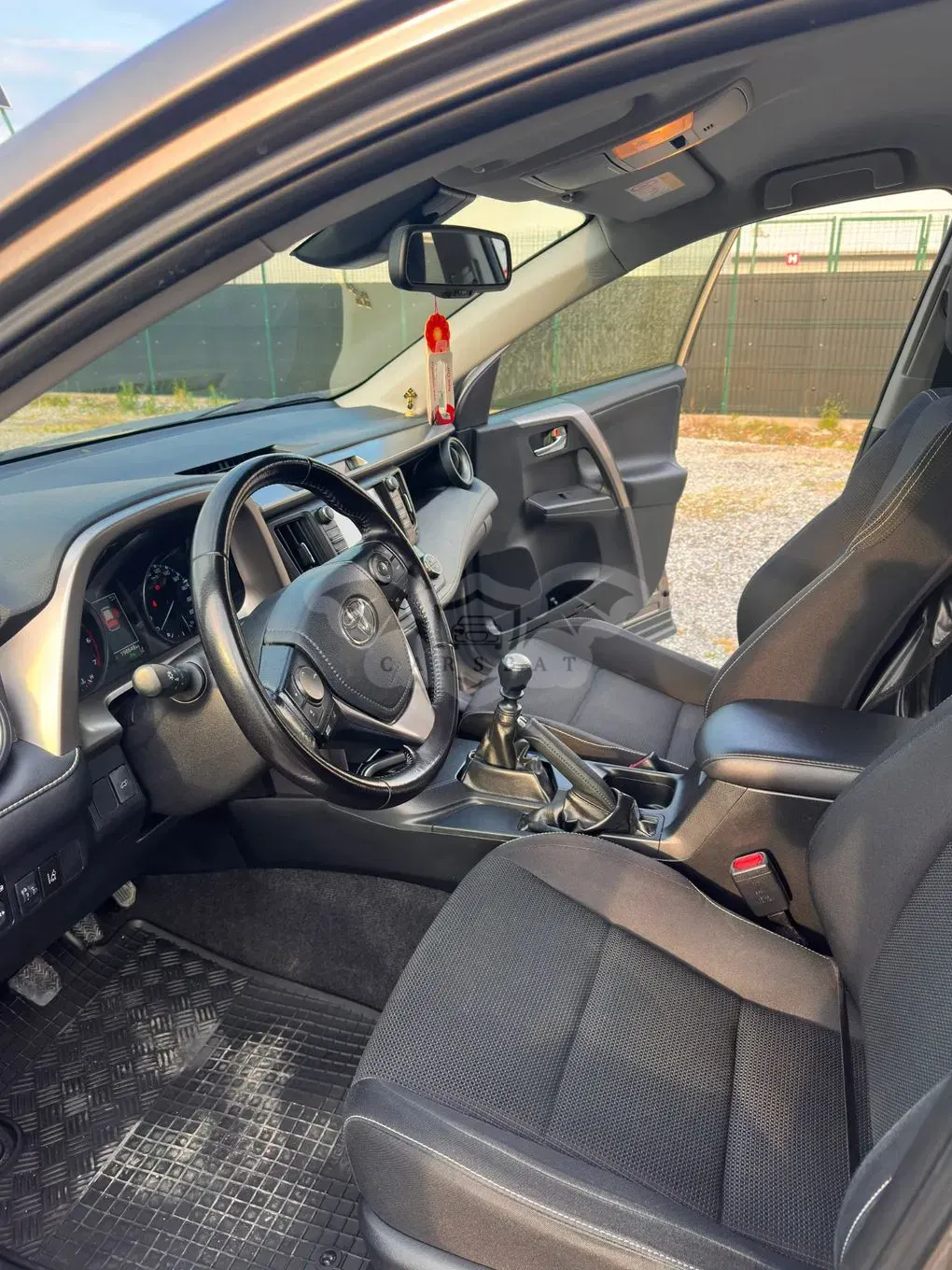 Toyota Rav4 IV [2012 - 2018] 2.0 D-4D 2WD Comfort 2017