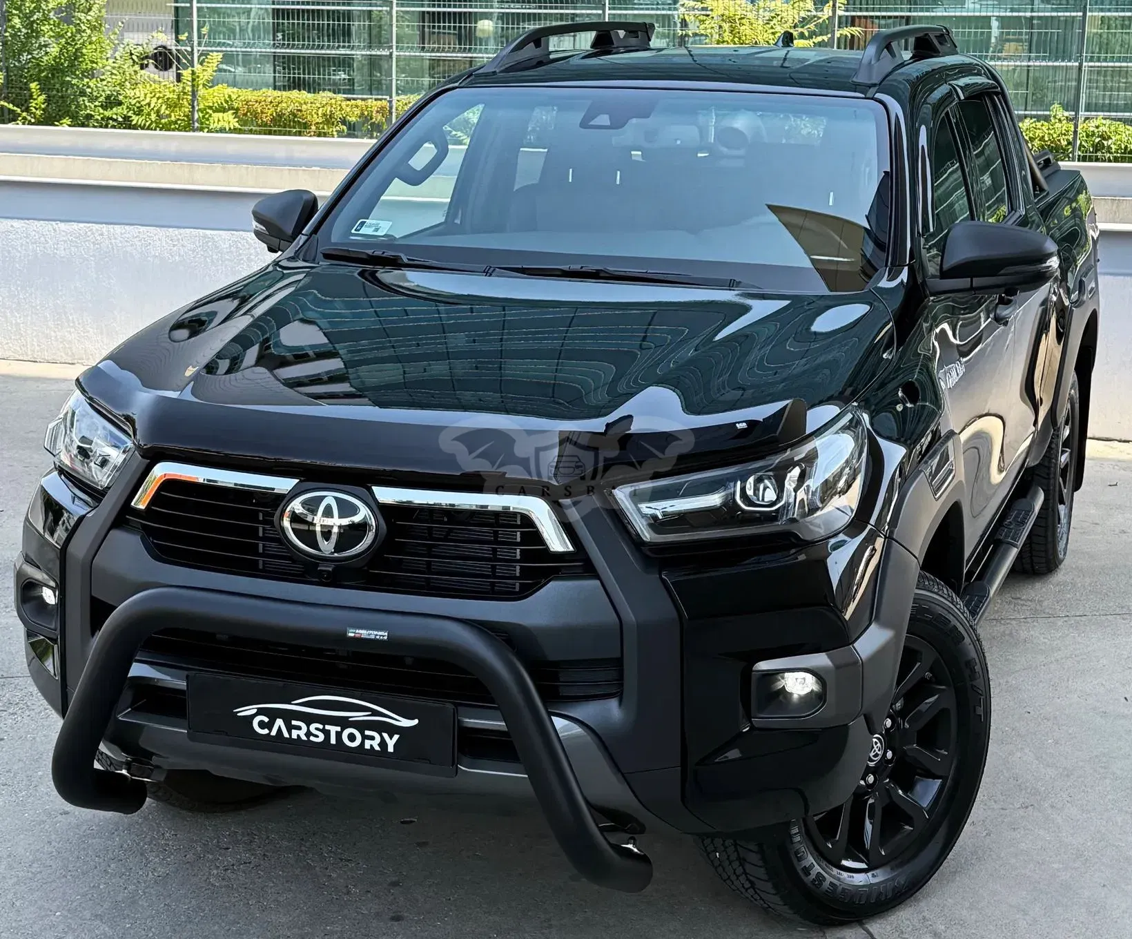 Toyota Hilux VIII [2015 - Prezent] 2.8D 204CP 4x4 Double Cab AT MHEV Invincible 2025