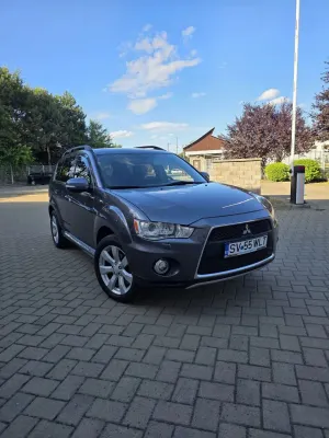 Mitsubishi Outlander II [2005 - 2012] 2.2 DI-D 4WD TC-SST Intense+ A05 2012