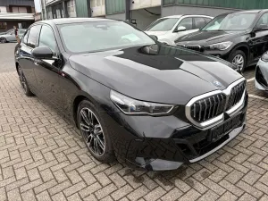 BMW 5 Series G60/G61 [2023-Prezent] 530e AT PHEV 2025