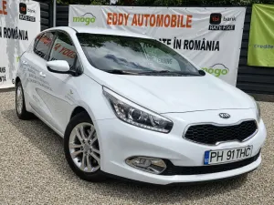 Kia Ceed II [2012 - 2018] 1.6 CRDi 128 Fifa World Cup Edition 2013