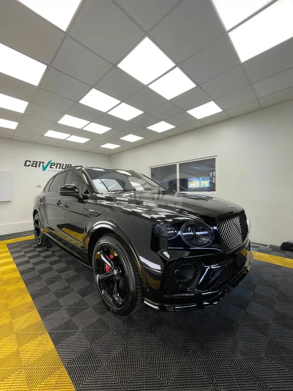 Bentley Bentayga 2023