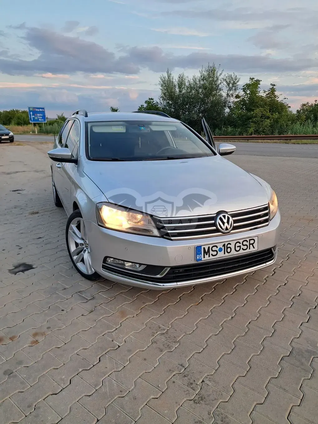 Volkswagen Passat B7 [2010 - 2014] 2.0 TDI BlueMotion Technology DSG Comfortline 2011