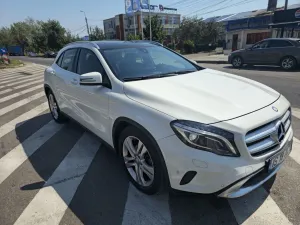 Mercedes-Benz GLA 180 d 7G-DCT 2015