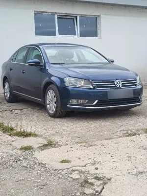 Volkswagen Passat B7 [2010 - 2014] 2.0 TDI BlueMotion Tehnology Highline 2011