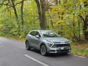 Kia Sportage V [2021 - Prezent] 1.6 T-GDI MHEV 7DCT HP 4x2 Urban 2022