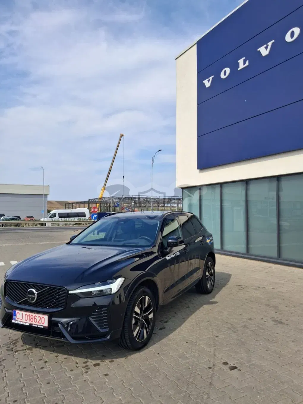 Volvo XC60 II [2017 - Prezent] B5 AT AWD MHEV Plus Dark 2026