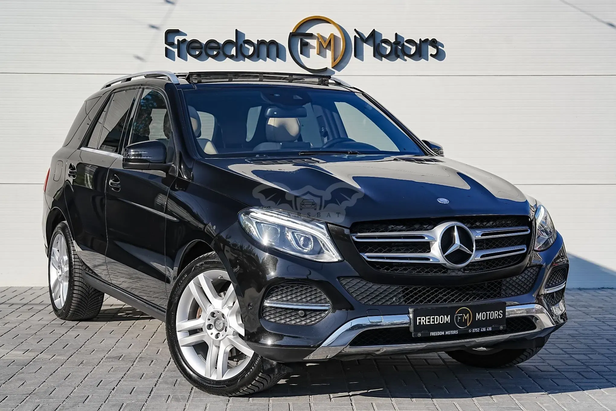 Mercedes-Benz GLE ver-e-8g--dct-amg-line-advanced-plus 2016