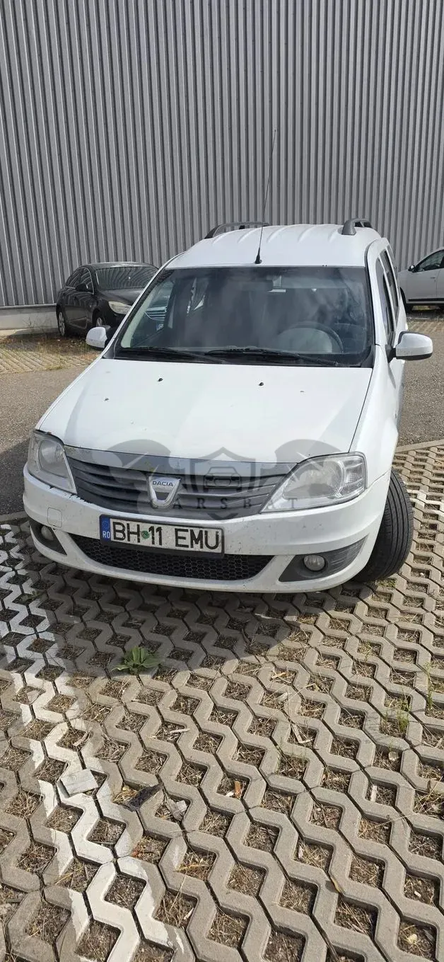 Dacia Logan II [2012 - 2020] 1.5 dCi Laureate 2012