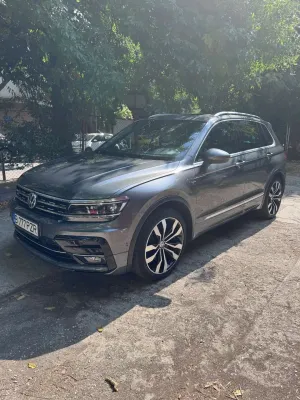 Volkswagen Tiguan II [2016 - Prezent] 2.0 TDI 4Mot DSG Highline 2017