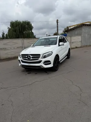 Mercedes-Benz GLE 250 d 2016
