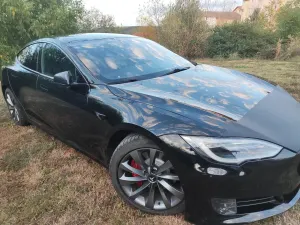 Tesla Model S 2017