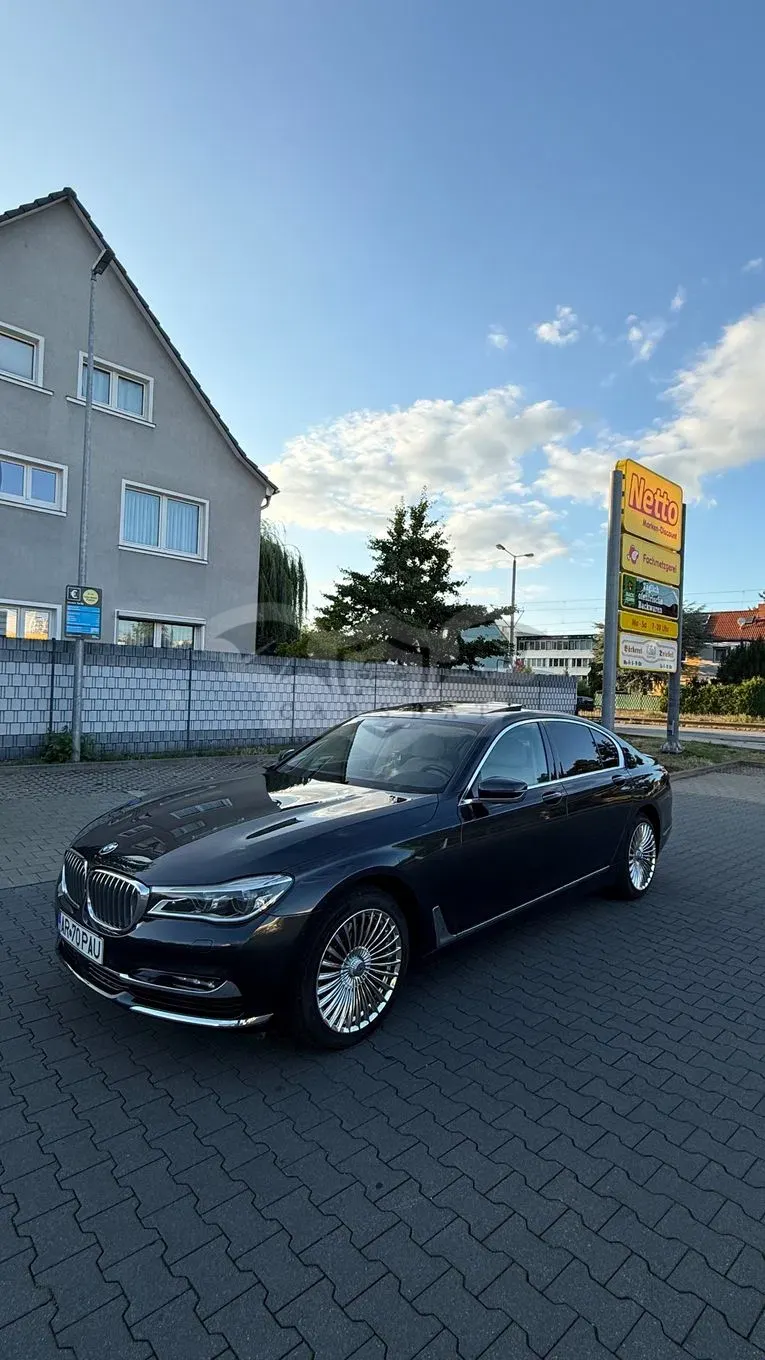 BMW 7 Series 730d xDrive 2015